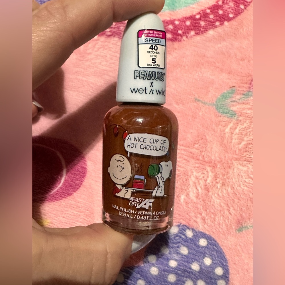 Wet N Wild Peanuts Collection Deck the Nails Snoopy S’mores Kit Nail Polish New